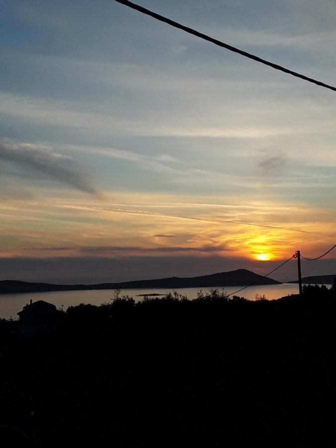 Golden Navarino'S Sunset Pylos Exterior foto